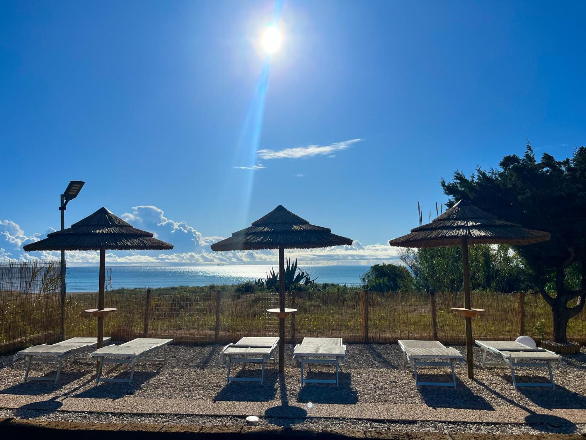 Suites Voce Del Mare Tertenìa Exterior foto